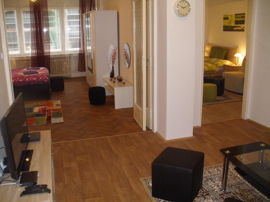 Apartments Tronicek Prague Room photo